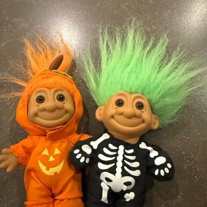 Set of 2 VTG Russ Troll Dolls in Halloween Pumpkin & Skeleton Costumes 4.5”